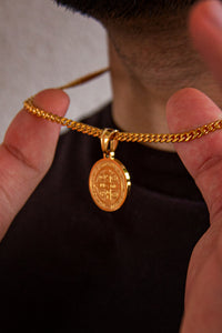 Cadena cubana 50 cms + dije San benito | Enchape de oro 18k