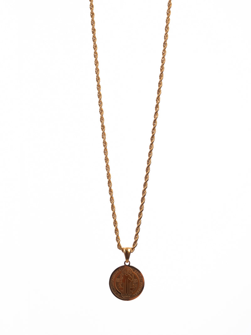 Cadena Lazo 50 cms + dije San Benito| Enchape de oro 18k