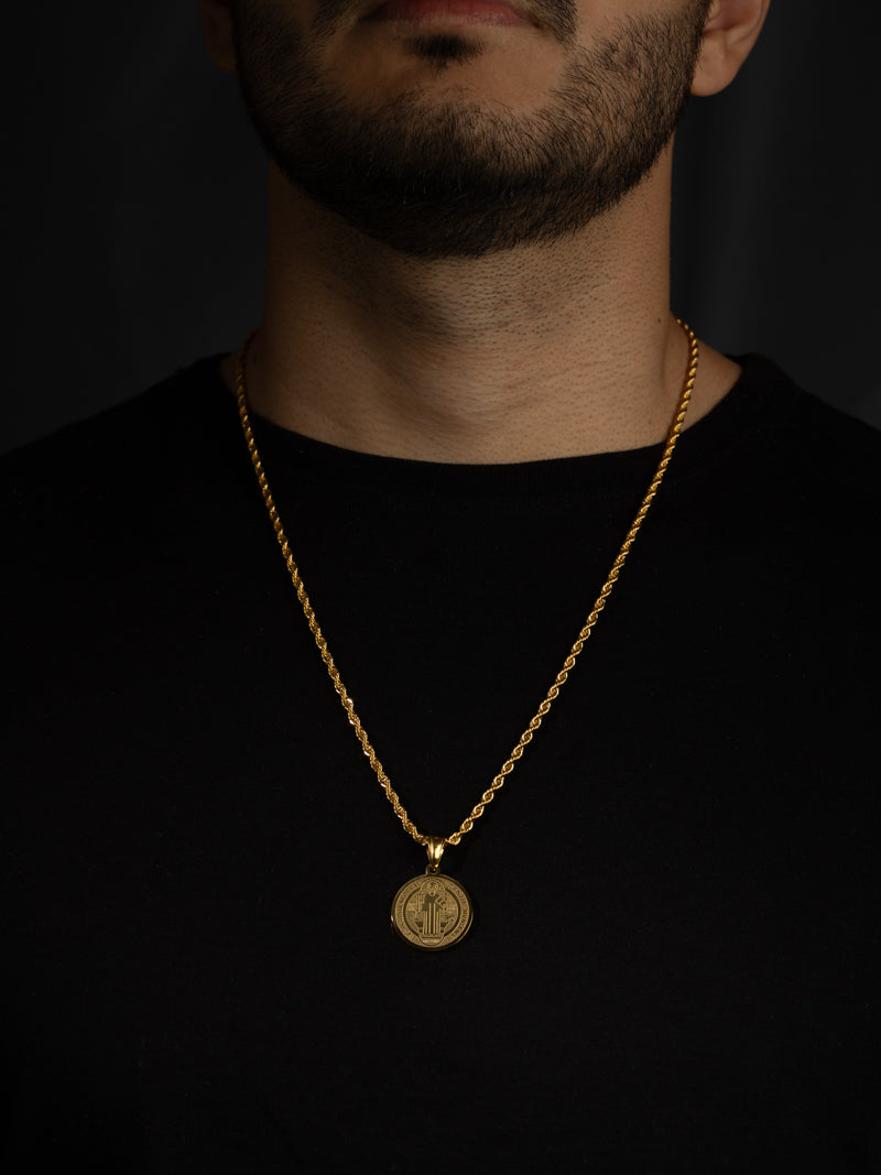 Cadena Lazo 60 cms + dije San Benito| Enchape de oro 18k