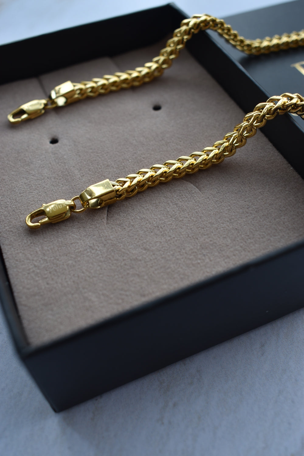 Set pulseras tejido franco para parejas | Enchape en oro 18k