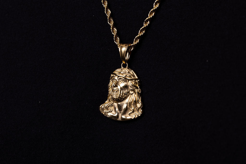 Cadena Cubana 60 cm x 2 mm Dije Rostro de Cristo| Enchape en Oro 18K