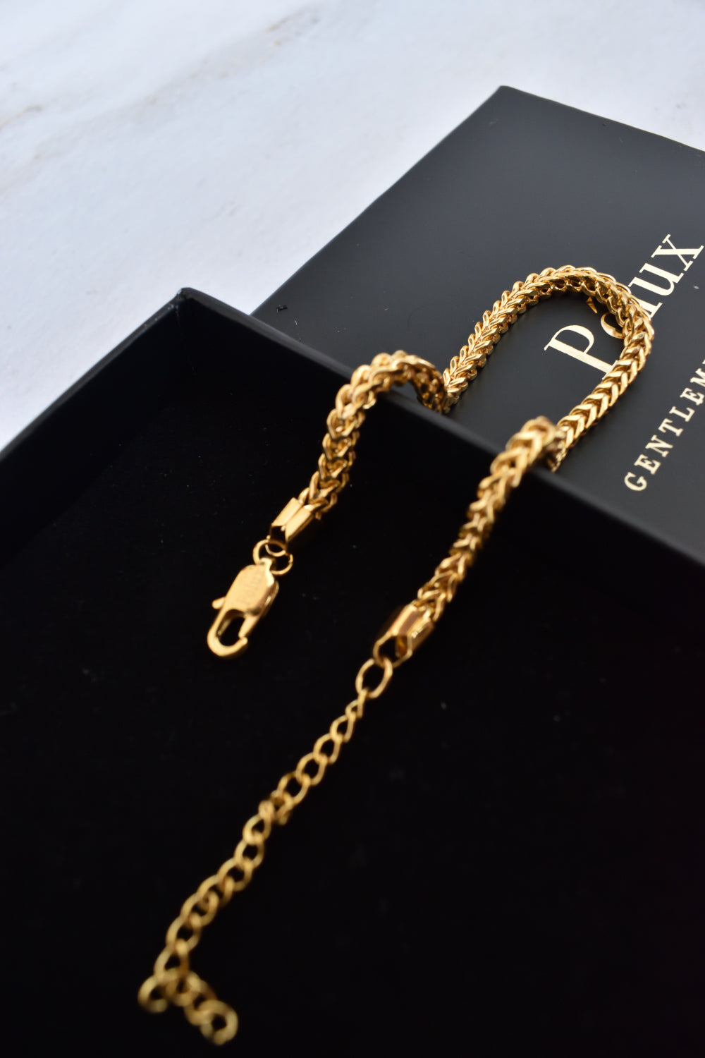 Pulsera franco hecha en oro para mujeres