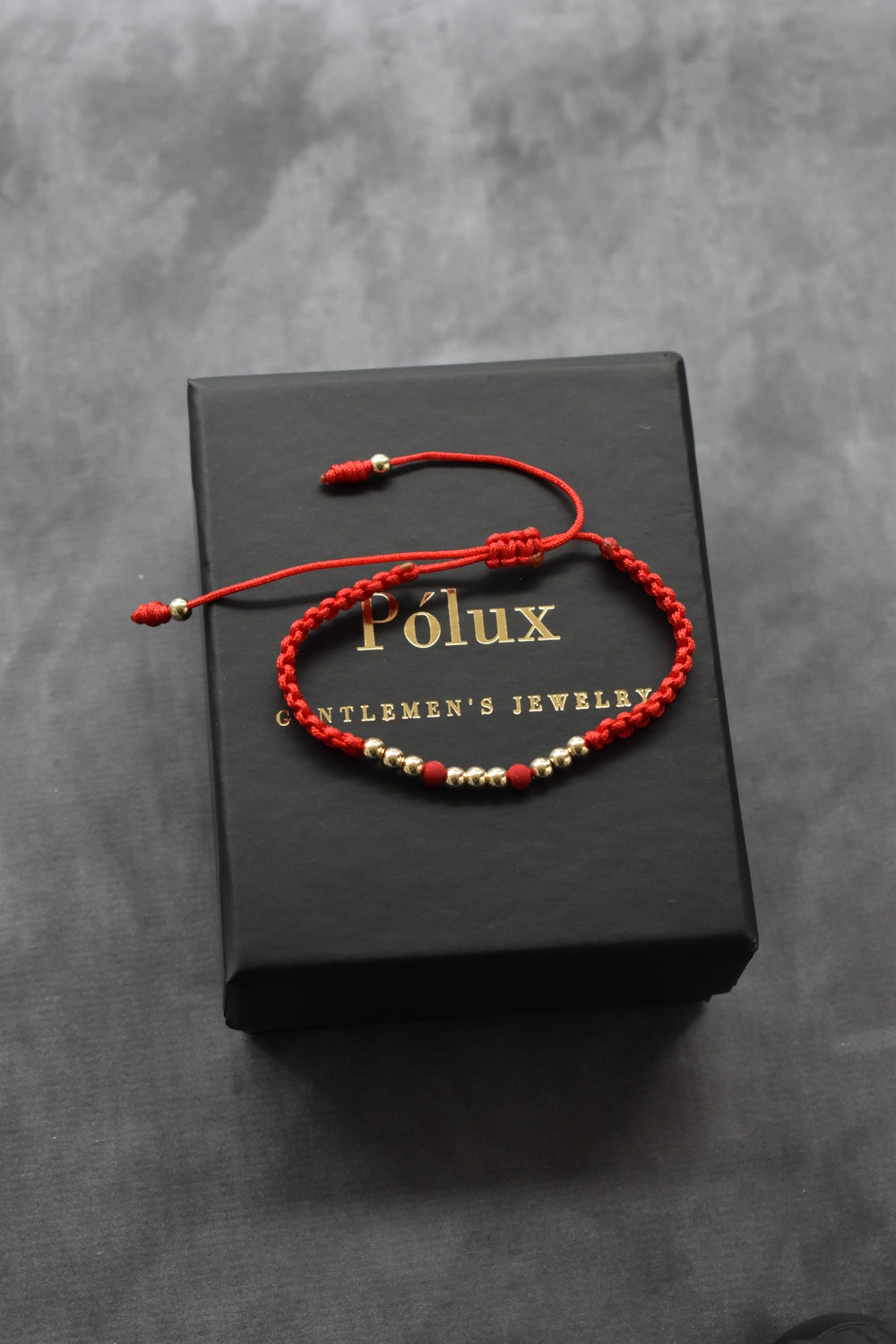 Pulsera Primus Roja| Oro laminado 18 K