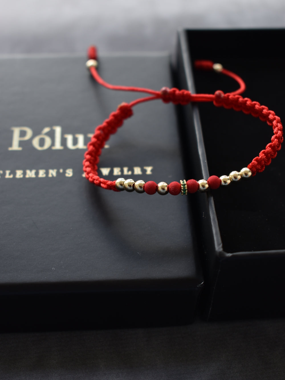 Pulsera Dominus Rojo Oro Laminado 18K