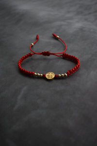 Pulsera Roja San Benito & Virgen de Guadalupe | Oro laminado 18 K - Maximus