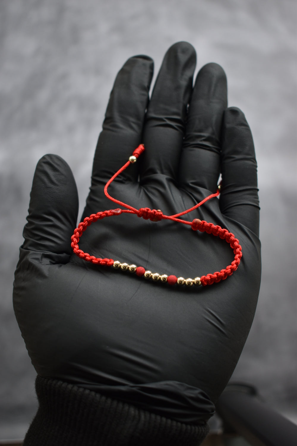 Pulsera Primus Roja| Oro laminado 18 K