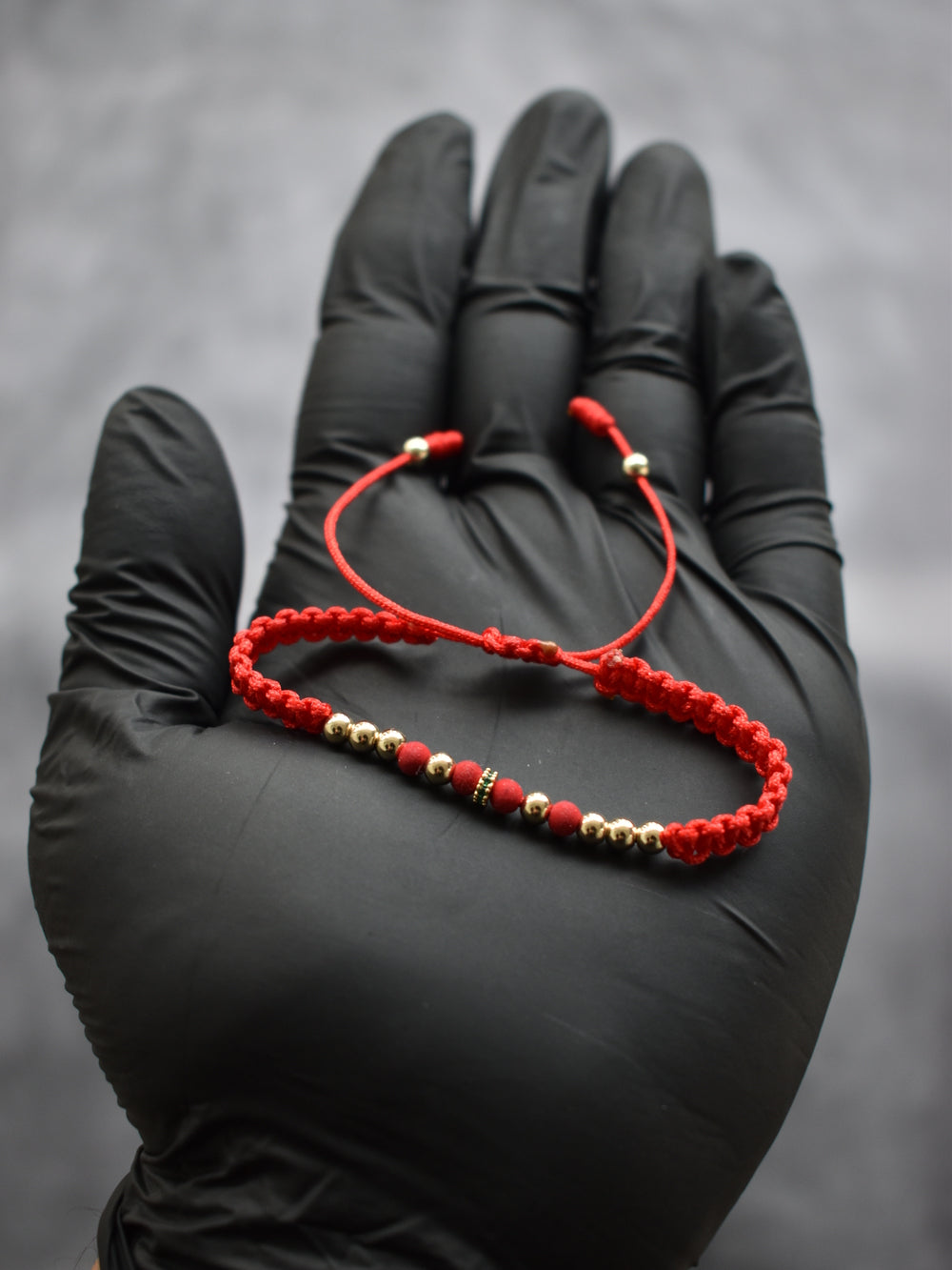 Pulsera Dominus Rojo Oro Laminado 18K