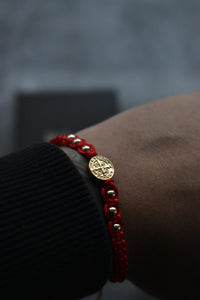 Pulsera Roja San Benito | Oro laminado 18 K - Aurelius