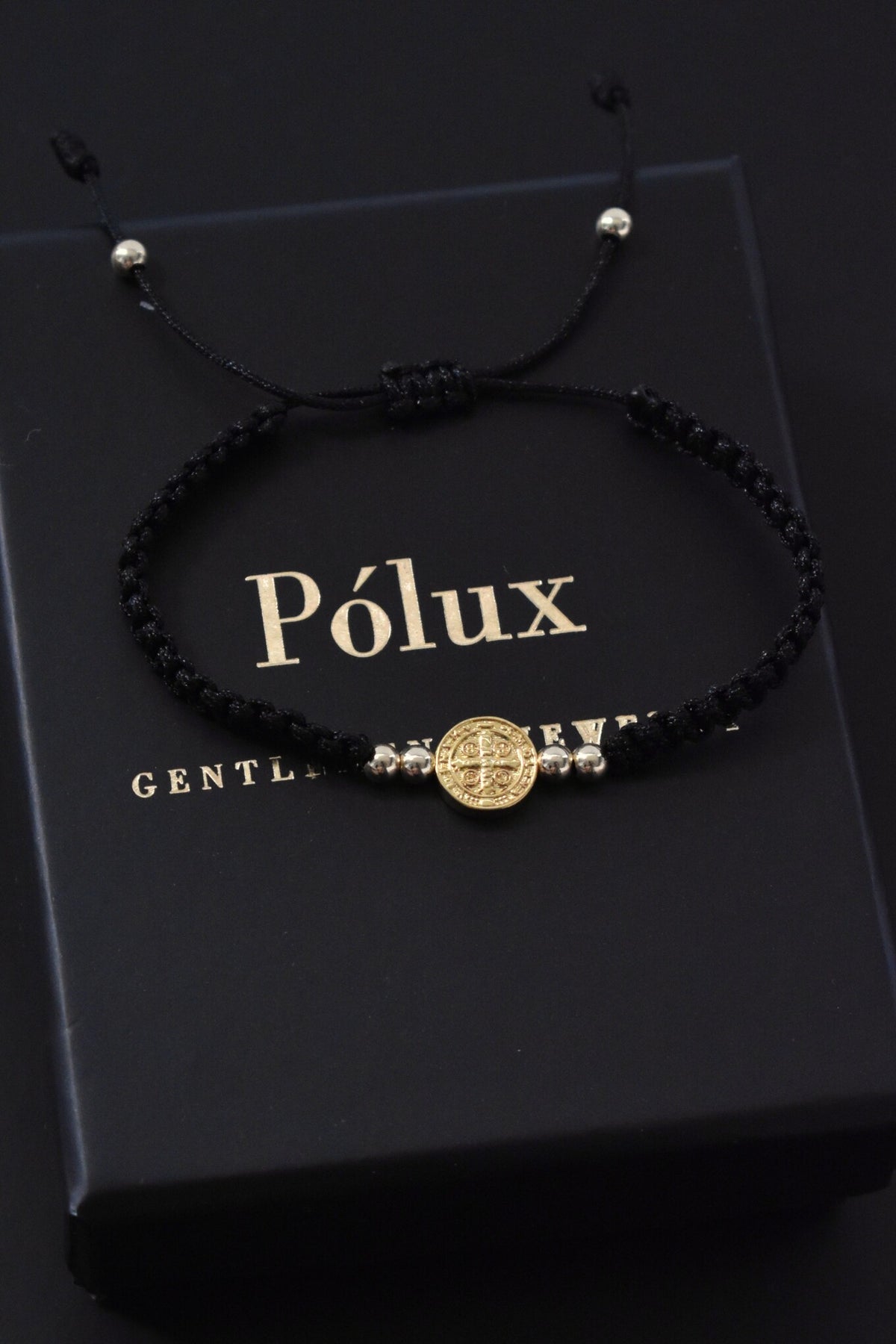 Pulsera San Benito | Oro laminado 18 K - Imperium