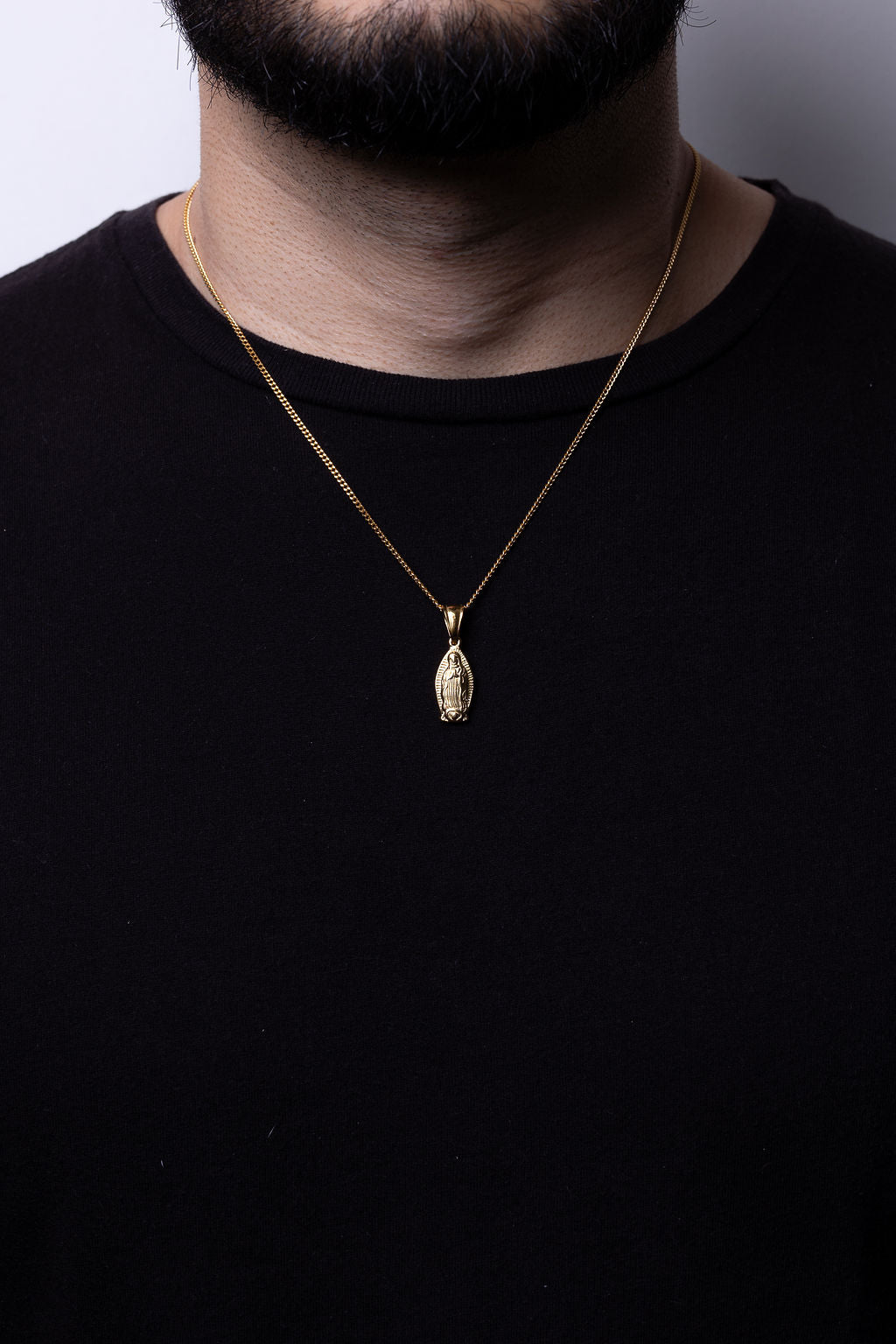 Cadena Cubana 50 cm x 2 mm Dije Dije Virgen María de Guadalupe | Enchape en Oro 18K