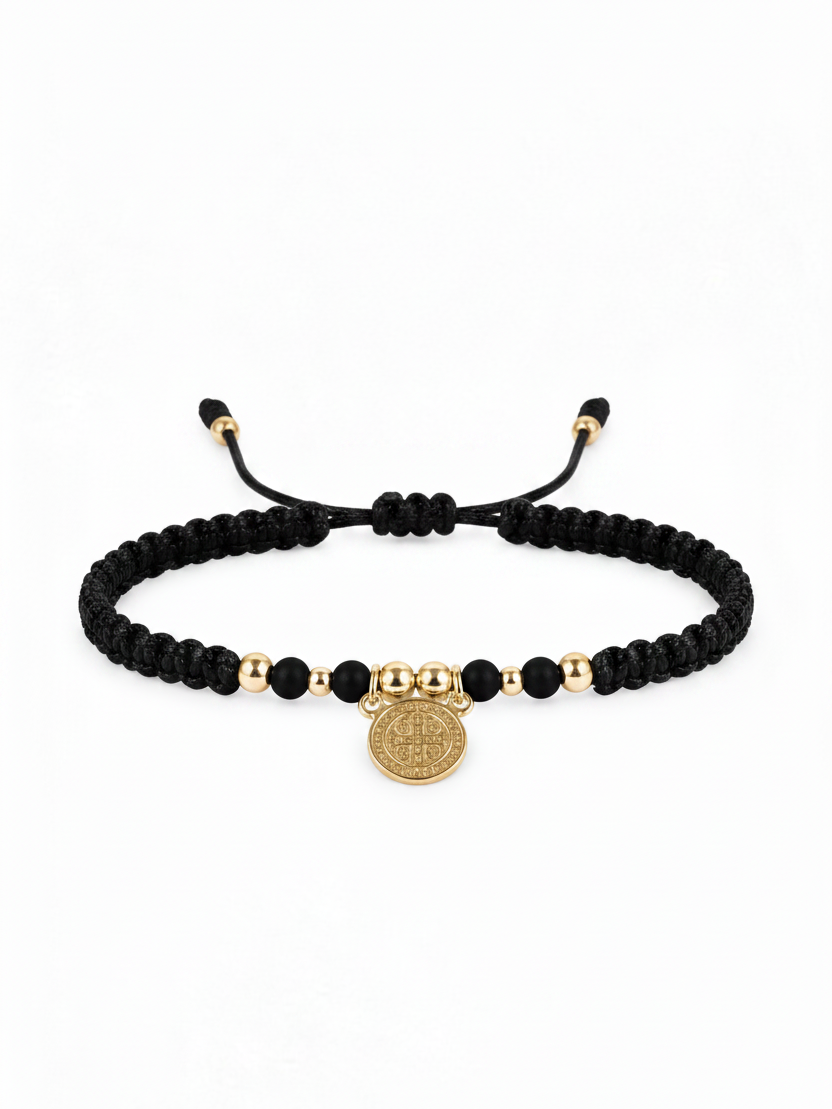 Pulsera San Benito Negro Oro Laminado 18K