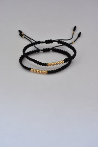 Set de 2 pulseras Afrodita oro laminado 18K, vista en ángulo