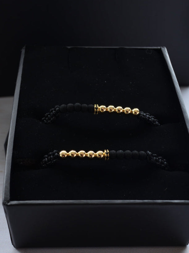 Set Pulseras Parejas Afrodita presentado en caja de regalo Pólux